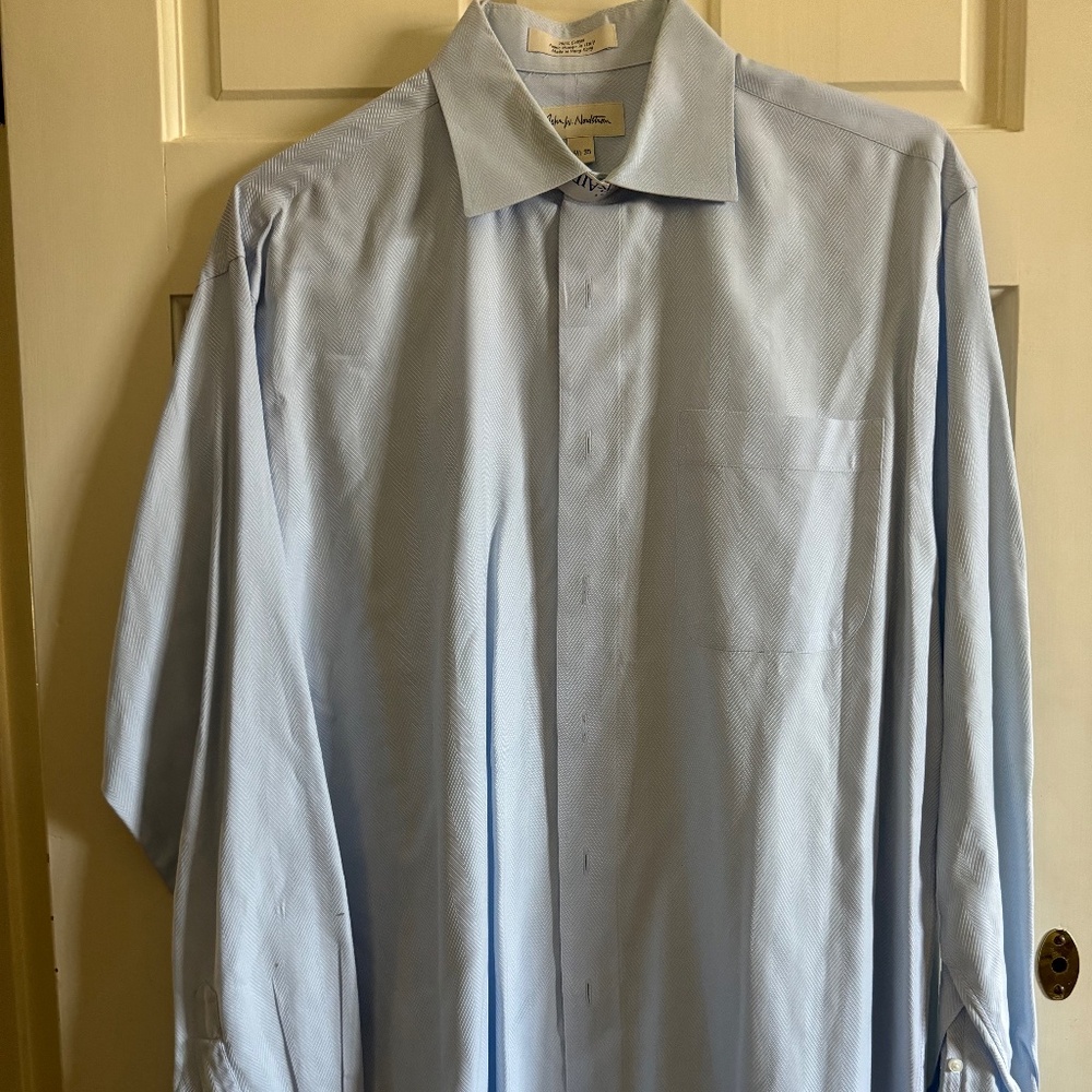 Men's long sleeve button dress shirt